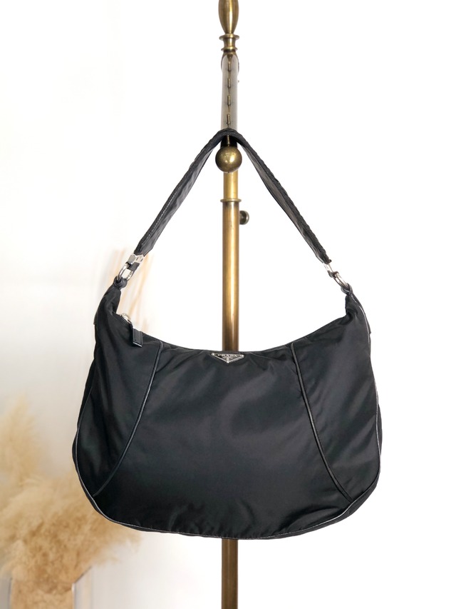 PRADA プラダ ショルダーバッグ ブラック トライアングルロゴ ナイロン ホーボーバッグ vintage ヴィンテージ オールド hub83u
