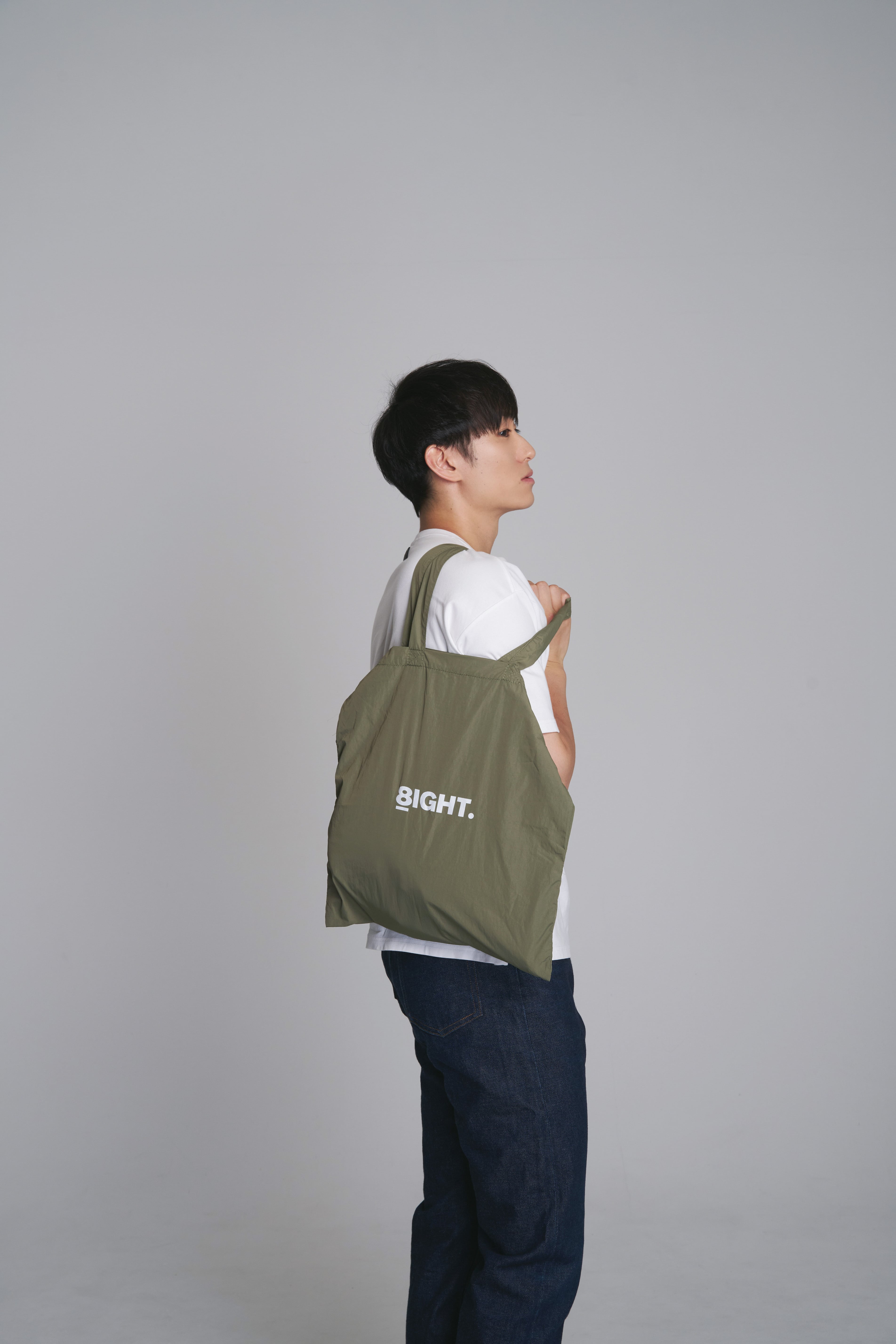 8ight. Logo Nylon Tote Bag KHAKI | 8ight.