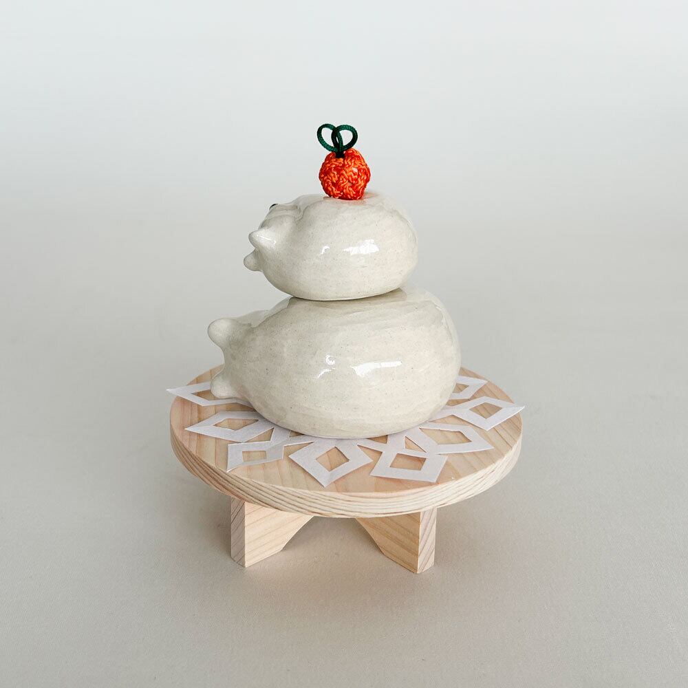 ま工房 しろくま 鏡餅 1個売り 置物 かわいい 玄関 | みのさらら