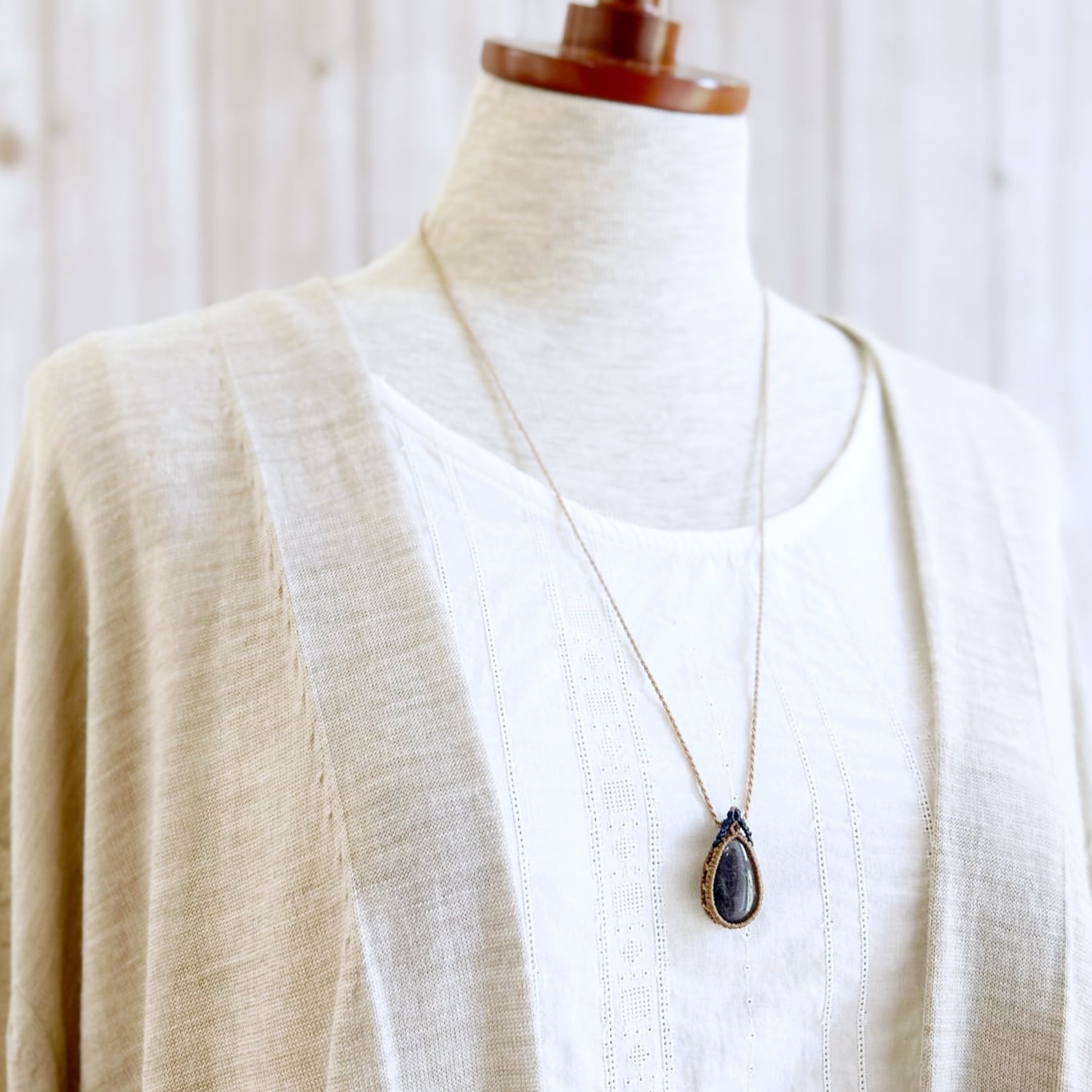 アイオライト×ブルームーンストーン マクラメネックレス 【公式通販】