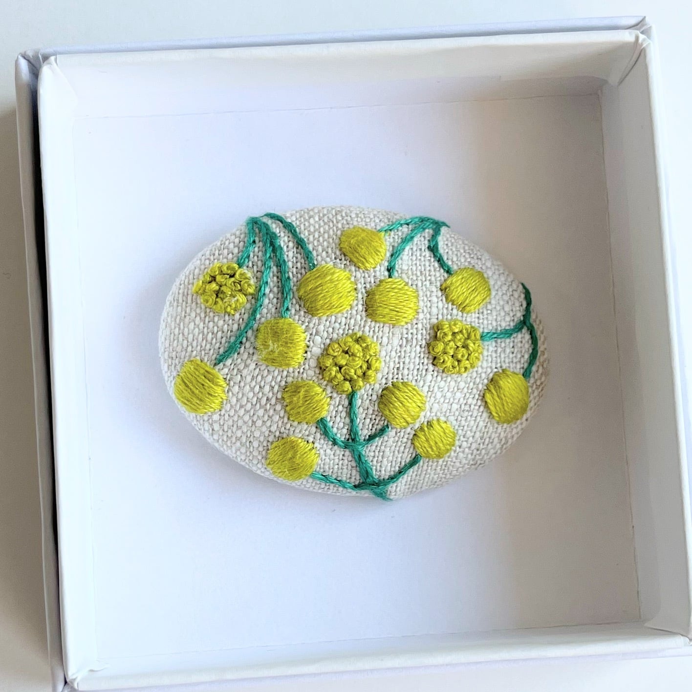 ミモザの刺繍ブローチ【botanical】#232 | j.couture