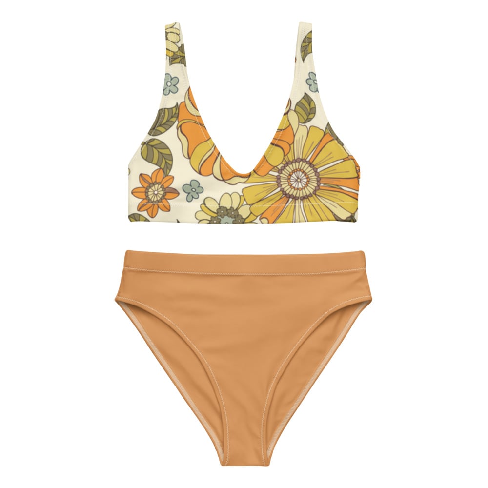 Swimcity★韓国アイドル着用★Irish flower set-up Retro Flower High-Waisted Bikini Set | SUNNY ISLAND