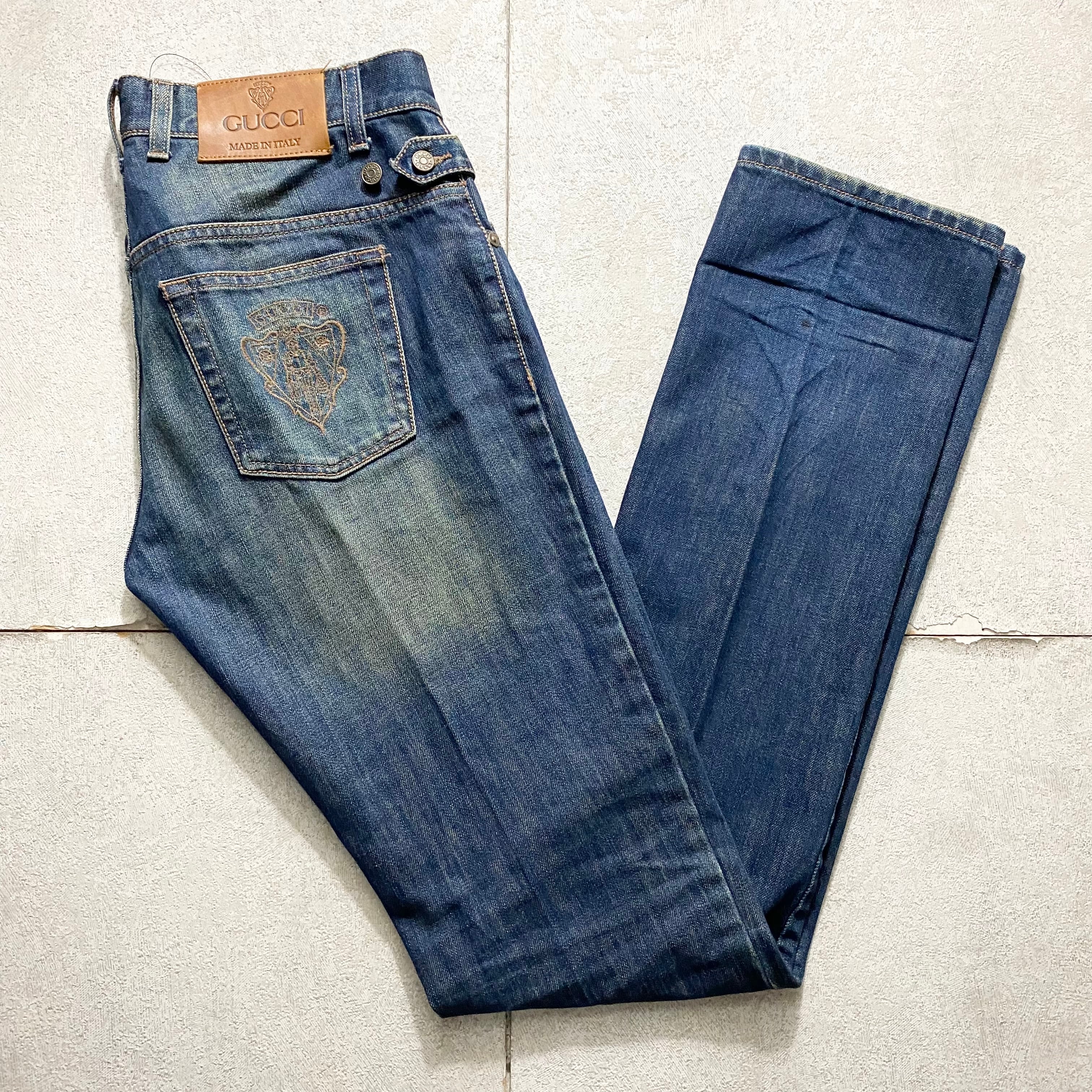 GUCCI “crest” embroidery denim pants | NOIR ONLINE