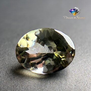ラベンダースピネル 0.83ct 6.24mm×5.30mm オーバルカット ルース | PAY ID