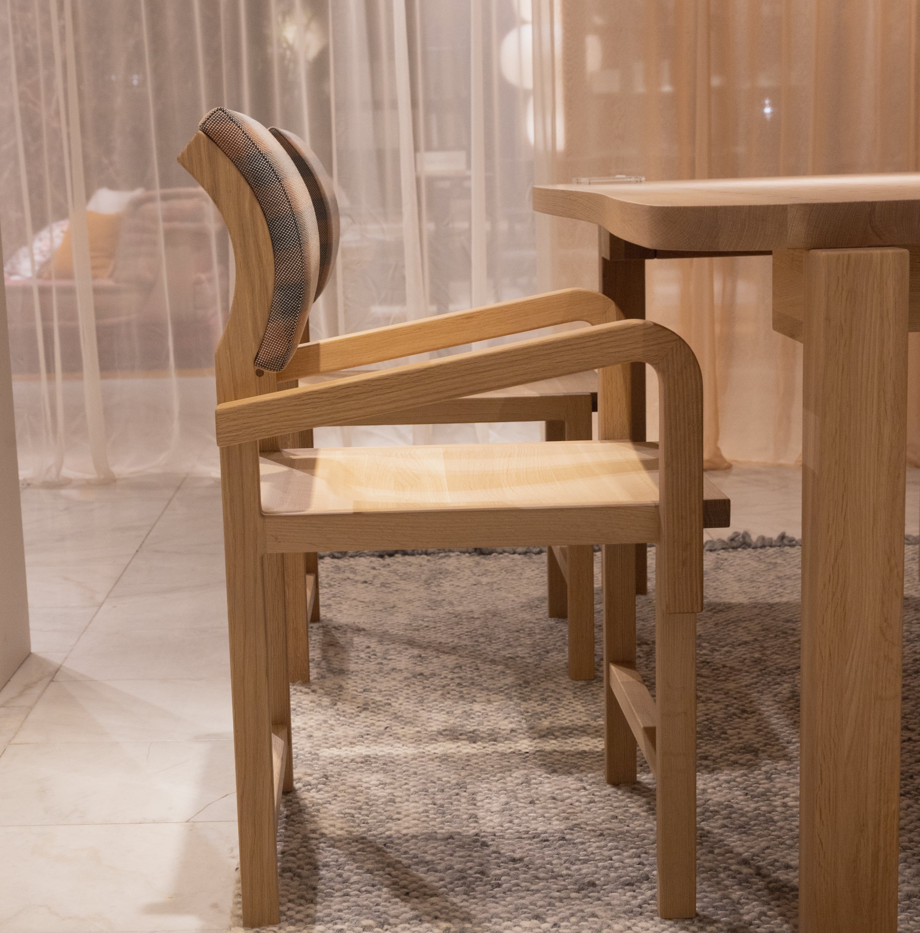 【NEW】wagetsu わ月 / Silhouette Arm Chair