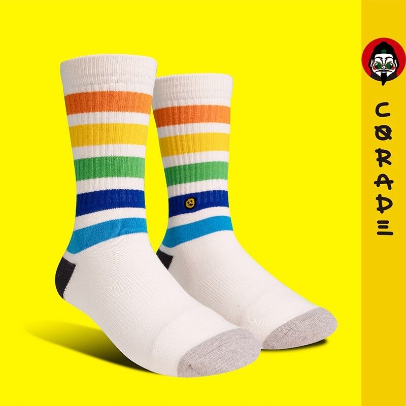 corade X Orzysox　レインボー　白　靴下   メンズ・レディース・ユニセックス