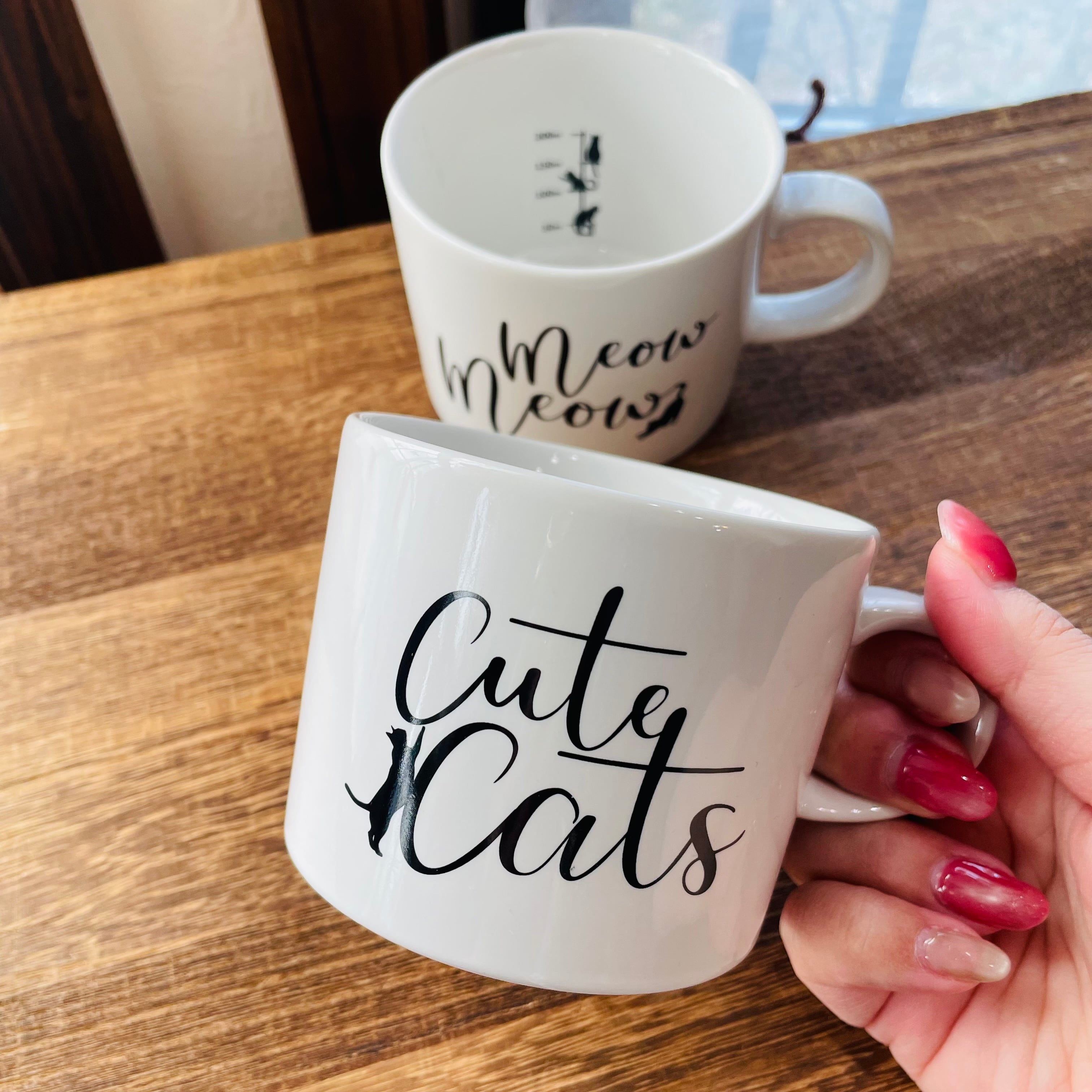 目盛り付きマグカップ|猫 ねこ ネコ 猫雑貨 猫グッズ かわいい プレゼント 贈り物 おうち時間 おうちカフェ
