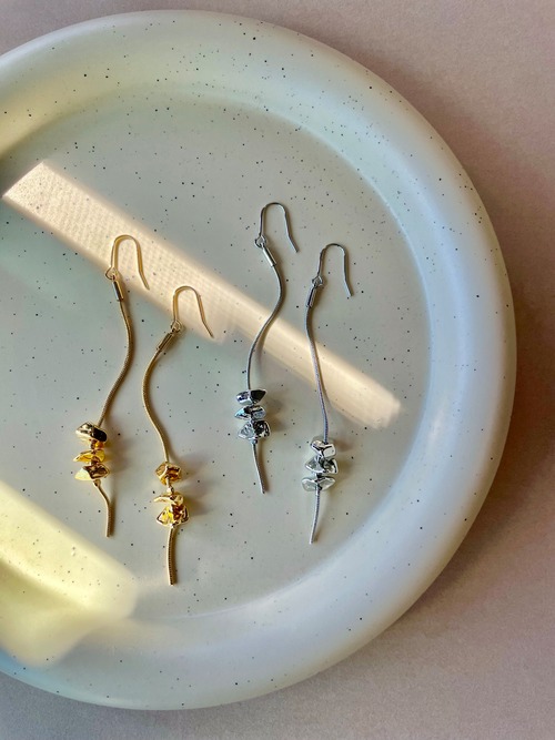 crushed rock pierce/earrings     gold/silver