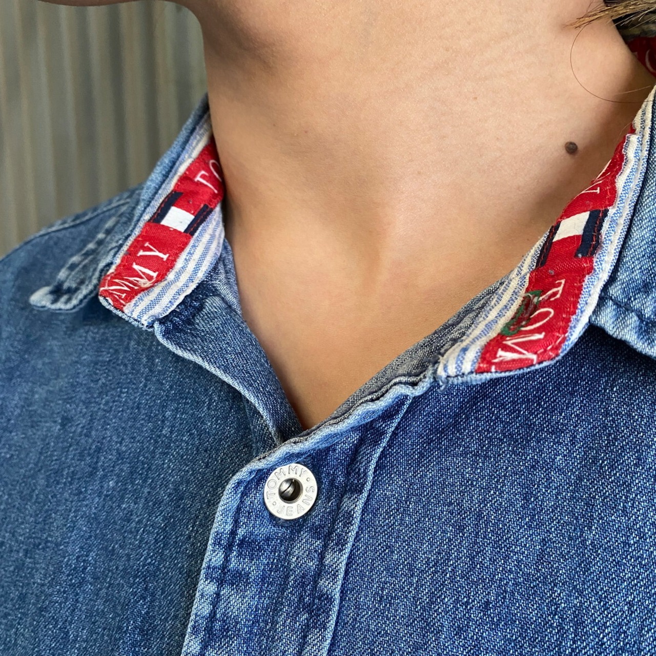 90年代 TOMMY JEANS トミージーンズ デニムシャツ メンズM 古着 TOMMY 