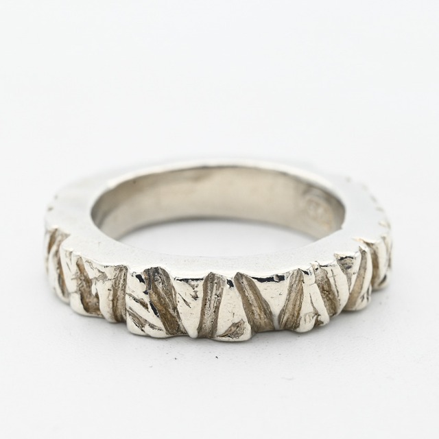 Chunky Rustic Design Thick Band Ring #9.0 / Denmark