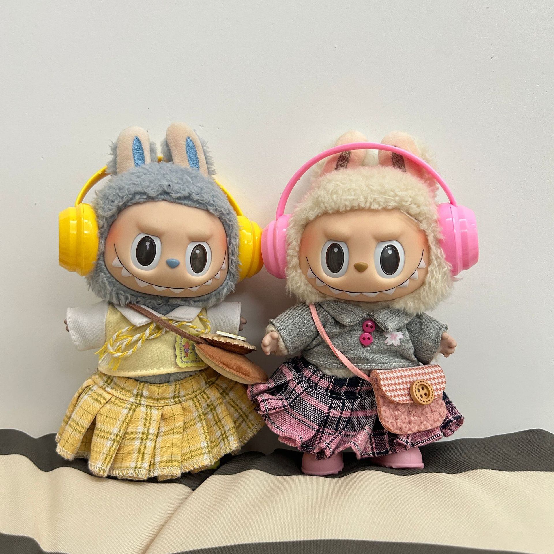 らぶ　ぬい　チェック　衣装 Labubu 1-3世代対応 学園風 トップス+チェックスカート+ヘッドホン+