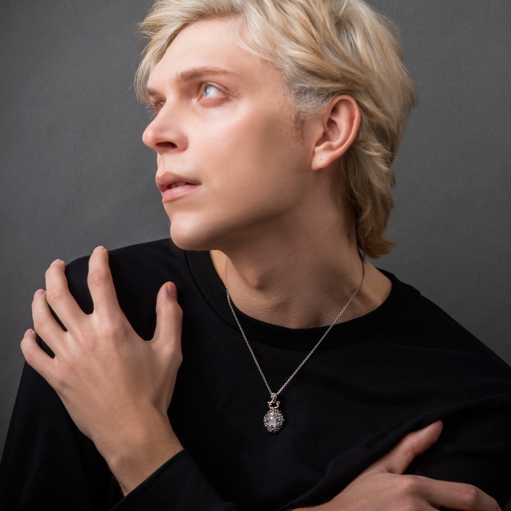 ［天然石］ムーンストーンと銀の薔薇ペンダント&リングセット　制作アトリエ「之」 ローズカットブルームーンペンダント ACP0361 Rose cut blue