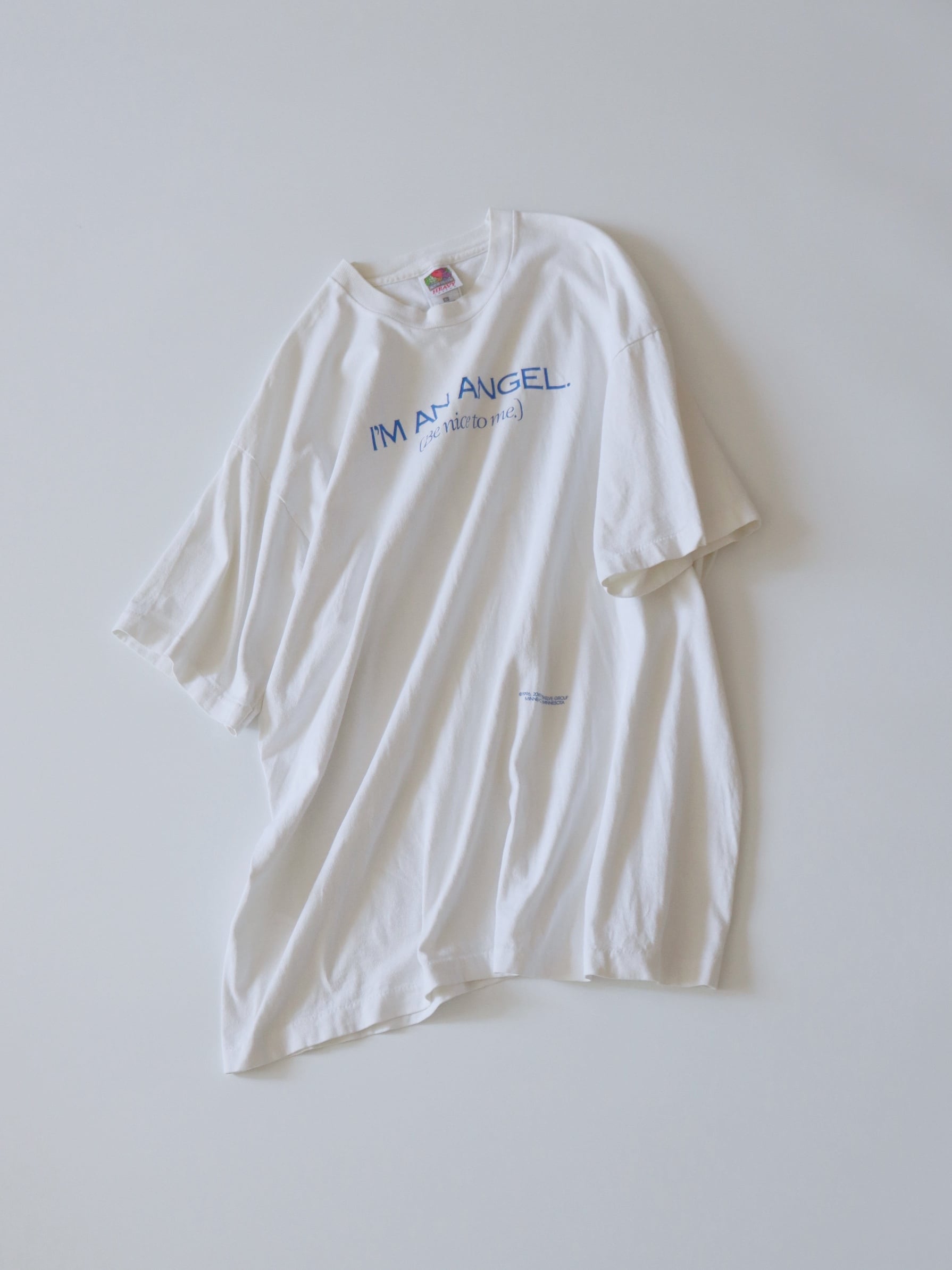 ●90s I'M AN ANGEL back wings print design tee