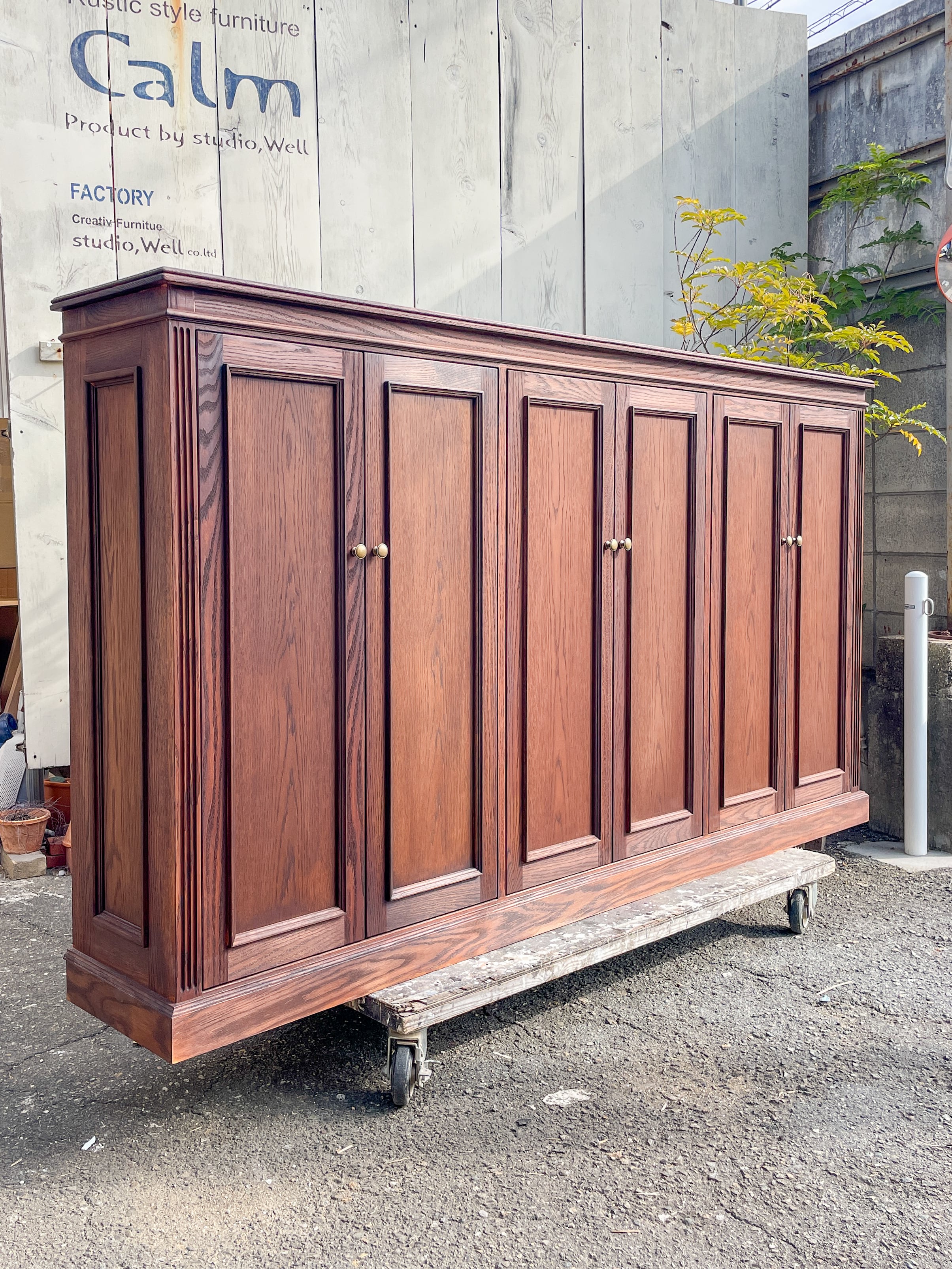 アンティーク調オークキャビネット (靴箱・シューズケース)W2100 輸入住宅向け収納家具