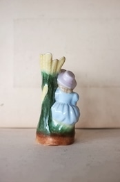 1900s フランス 永遠の両思い 少年と少女とフィギュリンと花器 アンティーク