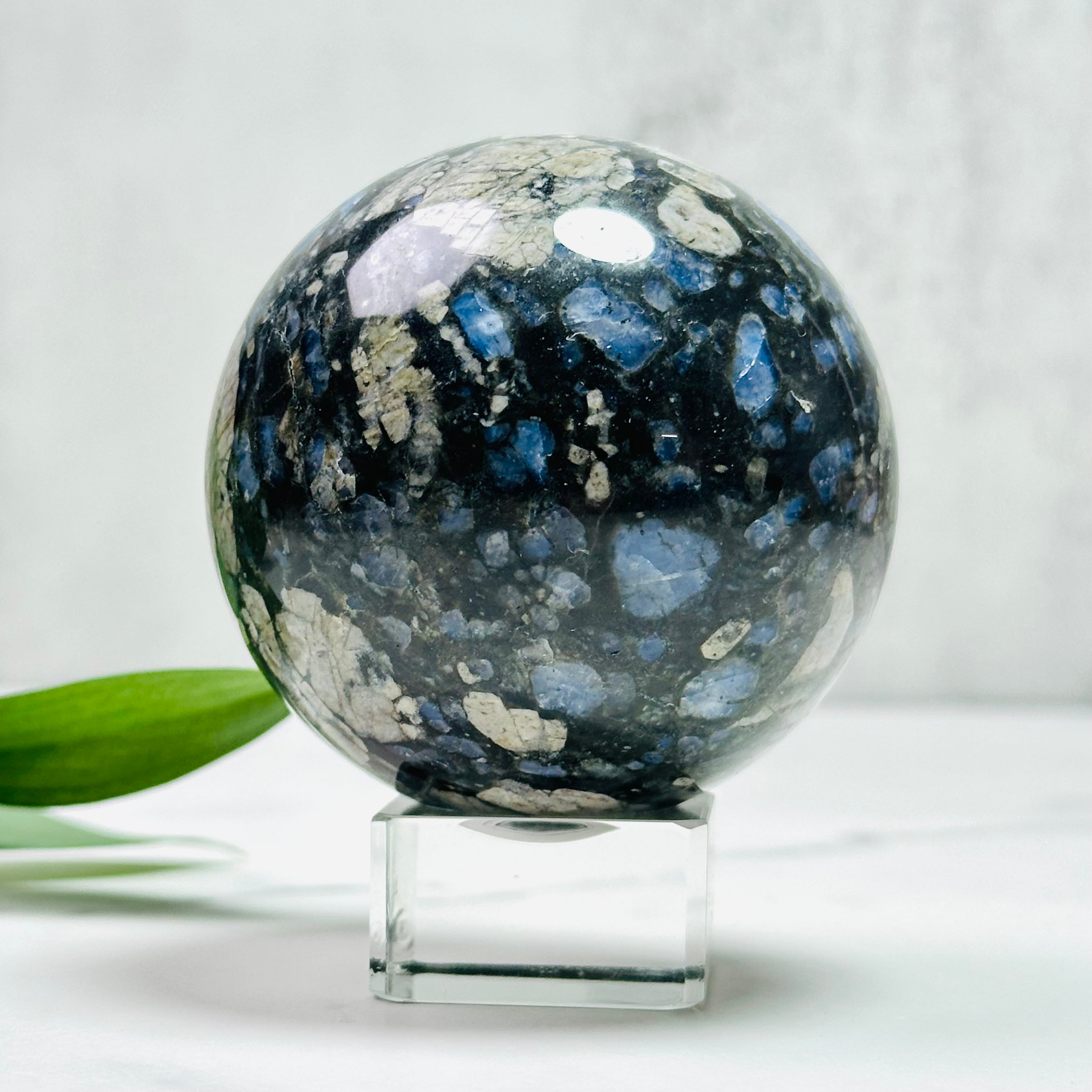 ご検討中】ブラジル産 ケセラストーン スフィア 62mm 高品質 艶感