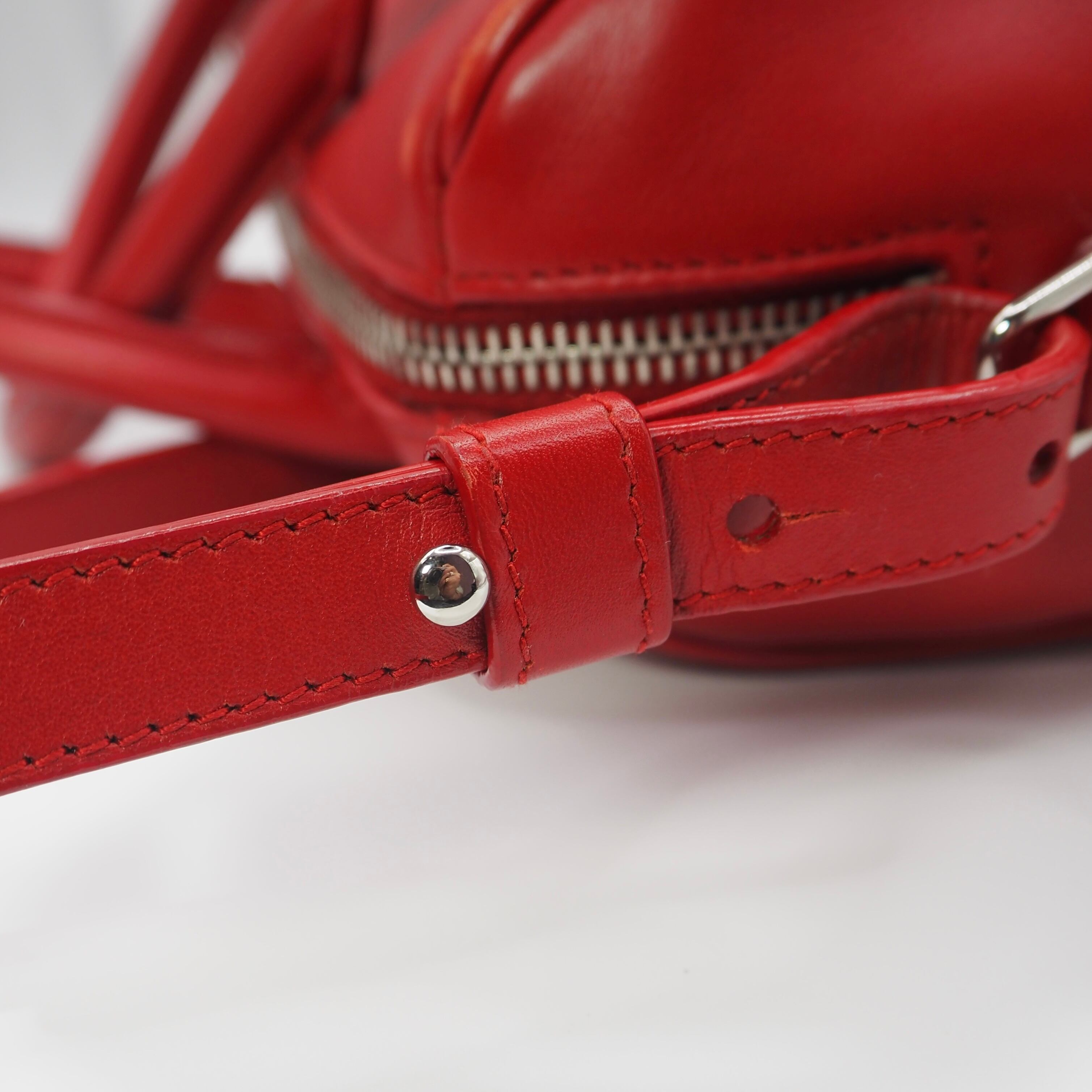 SAINT LAURENT ベイビーダッフル バッグ レザー サンローラン