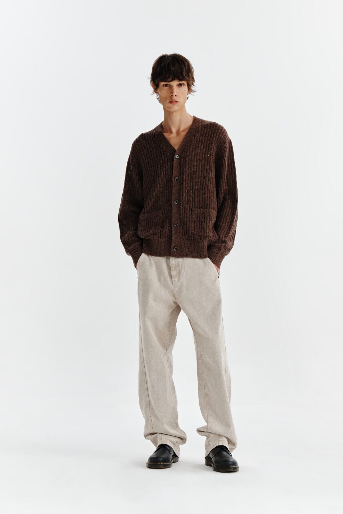 Matin Kim] HAIRY CROCHET CARDIGAN FOR MEN IN BROWN 正規品 韓国