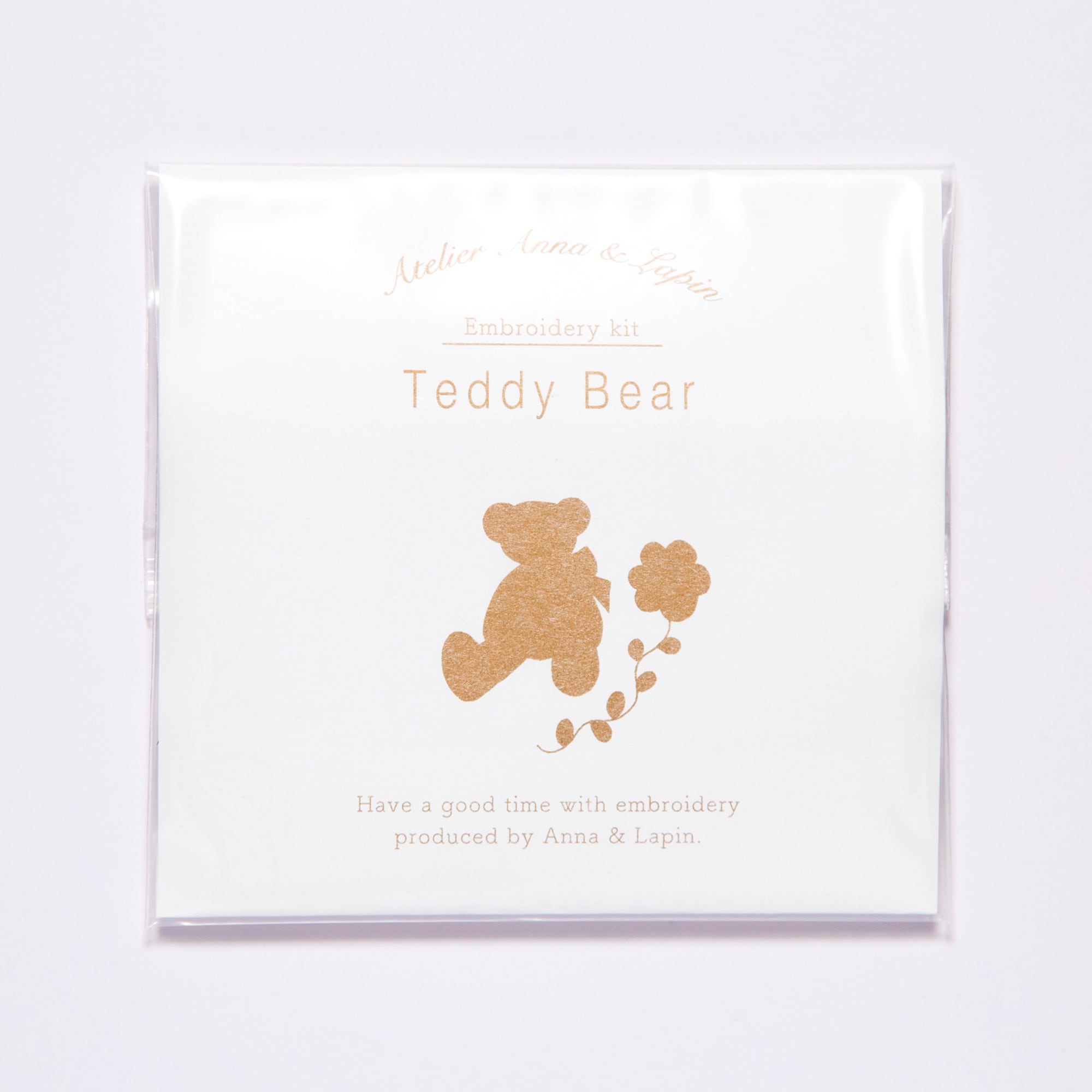 25%OFF】『テディベア』リネンハンカチ刺繍キット【在庫限り】 | Net