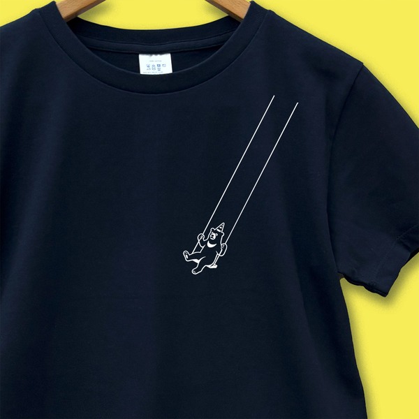 空中ブランコ熊 Tシャツ