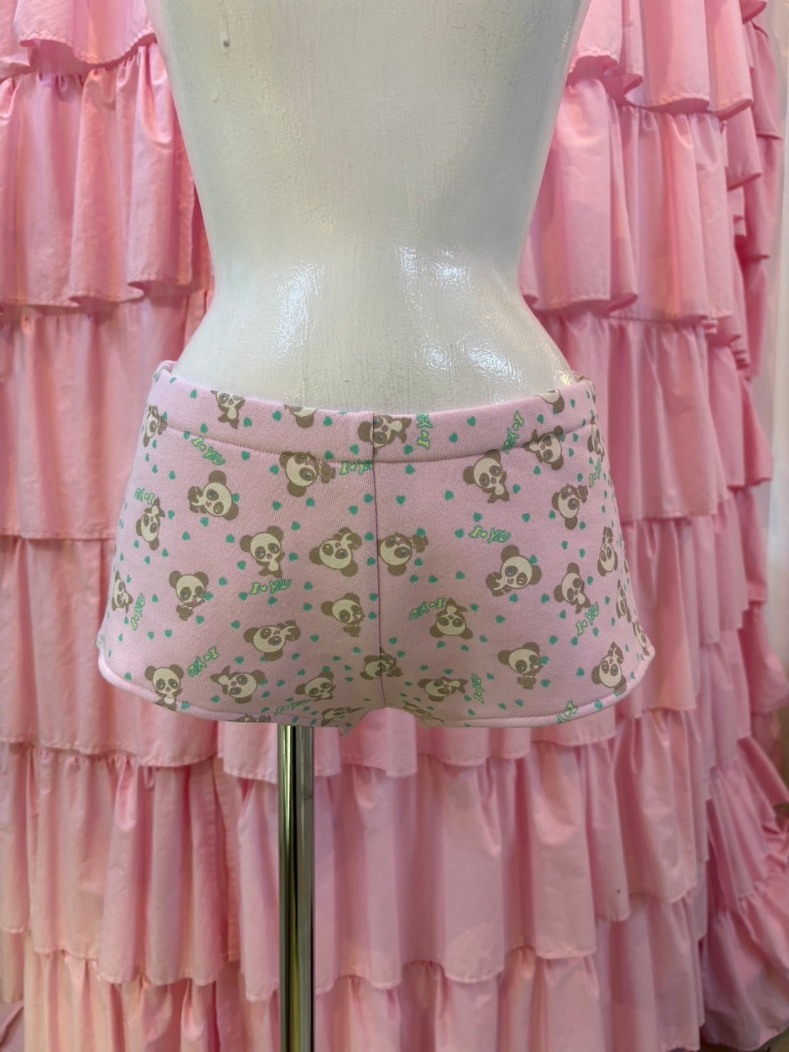 Ashley WILLIAMS SHORTS / PINK PANDA