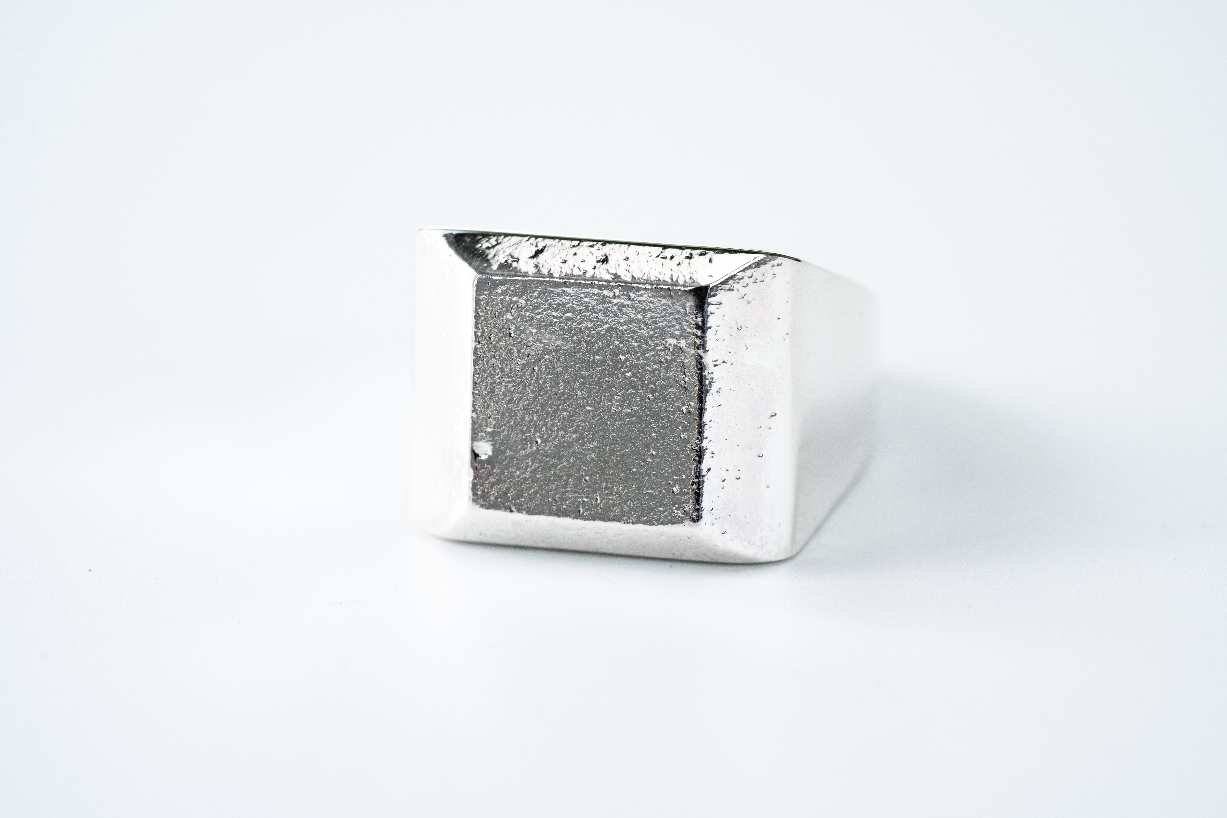 R-053 signet ring square texture | WAKAN SILVER SMITH online store