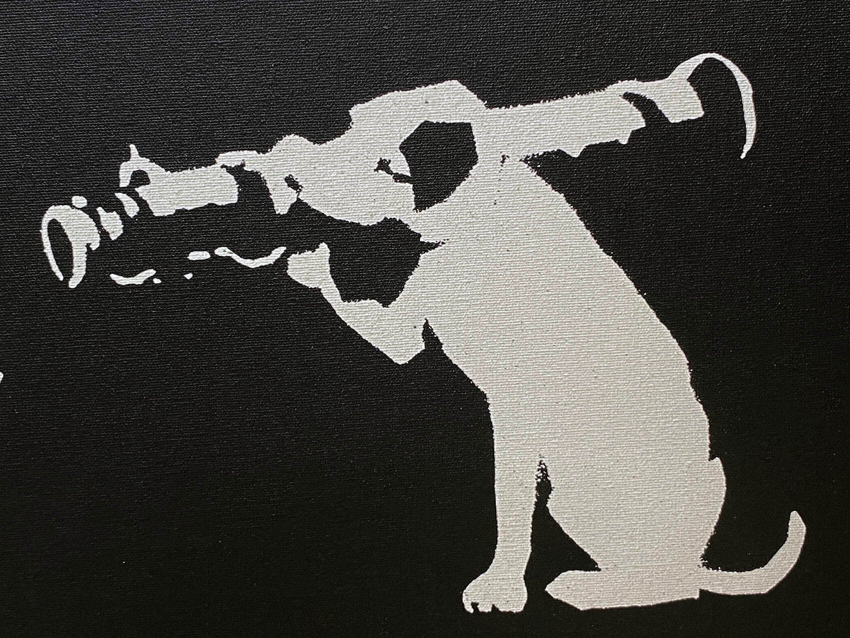 バンクシー作品「ロケットランチャー ドッグ/Rocket Launcher Dog」展示用フック付きキャンバスジークレ Banksy