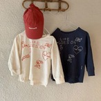 刺繍たくさんトップス