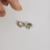 Tiny & mini Matte Pierce