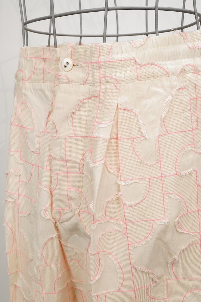 PERIOD FEATURES/Hand Clipping Easy Pants