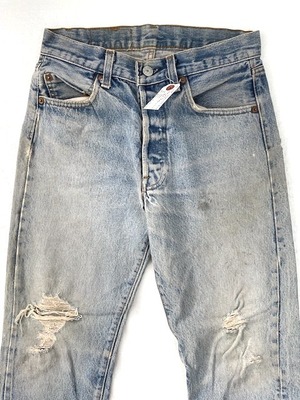 M-209  リーバイス Levis501レギュラー古着 1982年代初期　米国製刻印532　  W70cm(ぐるり） 股下 66cm