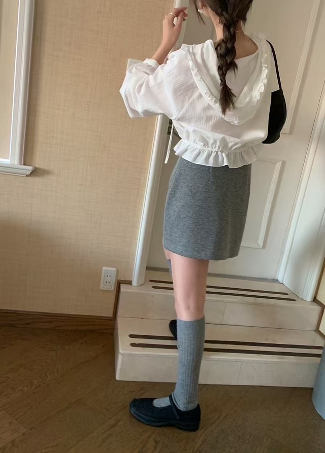 (予約) mellounge  / Spring hood blouse
