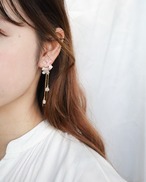 " 花、ひらり（sakura）耳飾り”