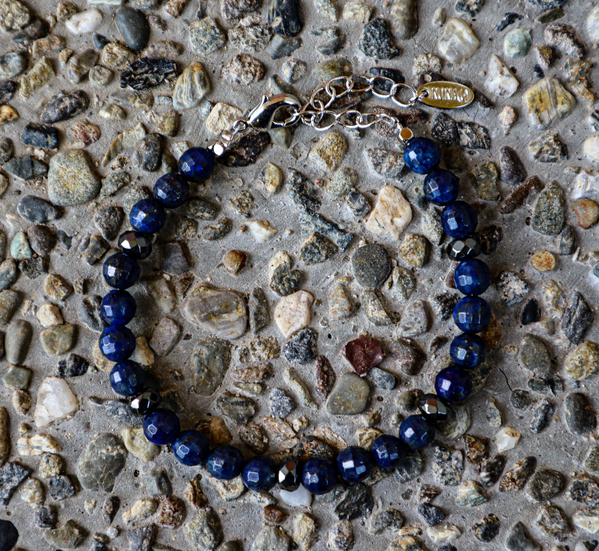 Single bracelet 《lapis lazuli−roundcut》　シングルブレスレット　ラピスラズリ　ラウンドカット