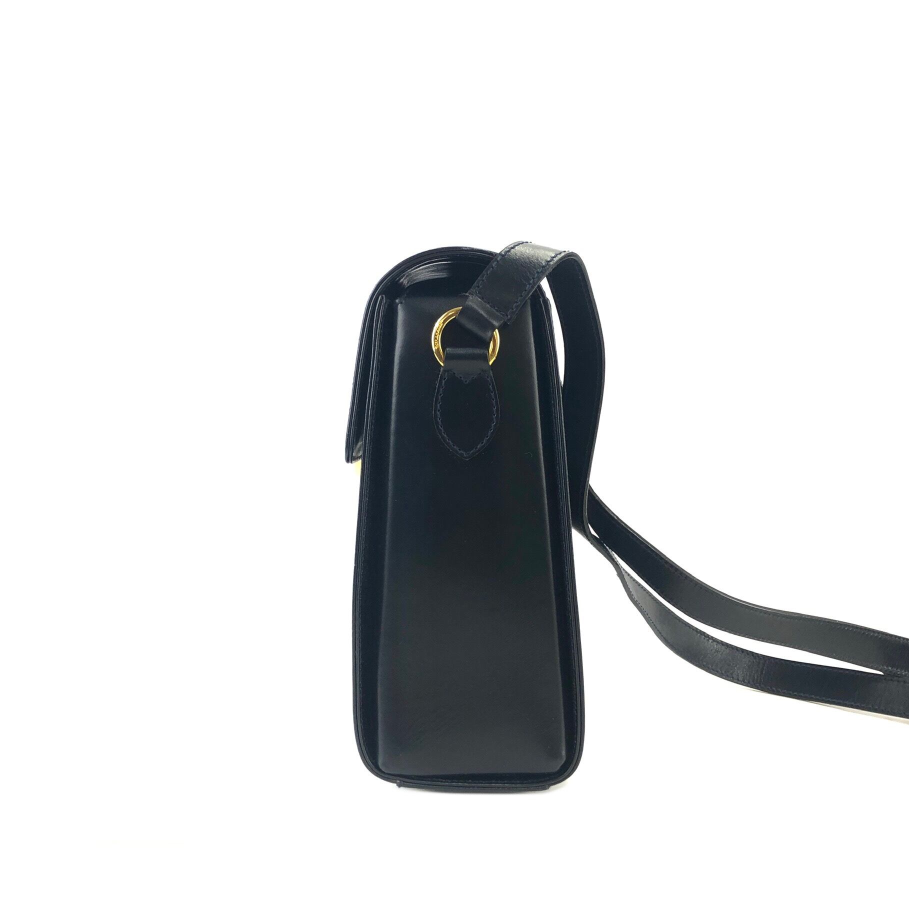 Salvatore Ferragamo サルヴァトーレ フェラガモ ガンチーニ Salvatore Ferragamo サルヴァトーレ フェラガモ ガンチーニ