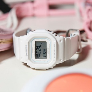 CASIO カシオ Baby-G ベビーG ORIGIN ミニマルデザイン BGD-560-7 マットなホワイト 腕時計 レディース