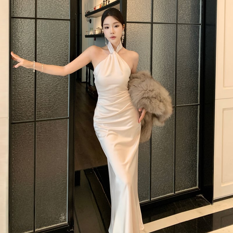 ロングドレス キャバドレス セクシー フレンチ 上品 サテン ハルターネック シンプル マーメイドライン JC2-XHY915231