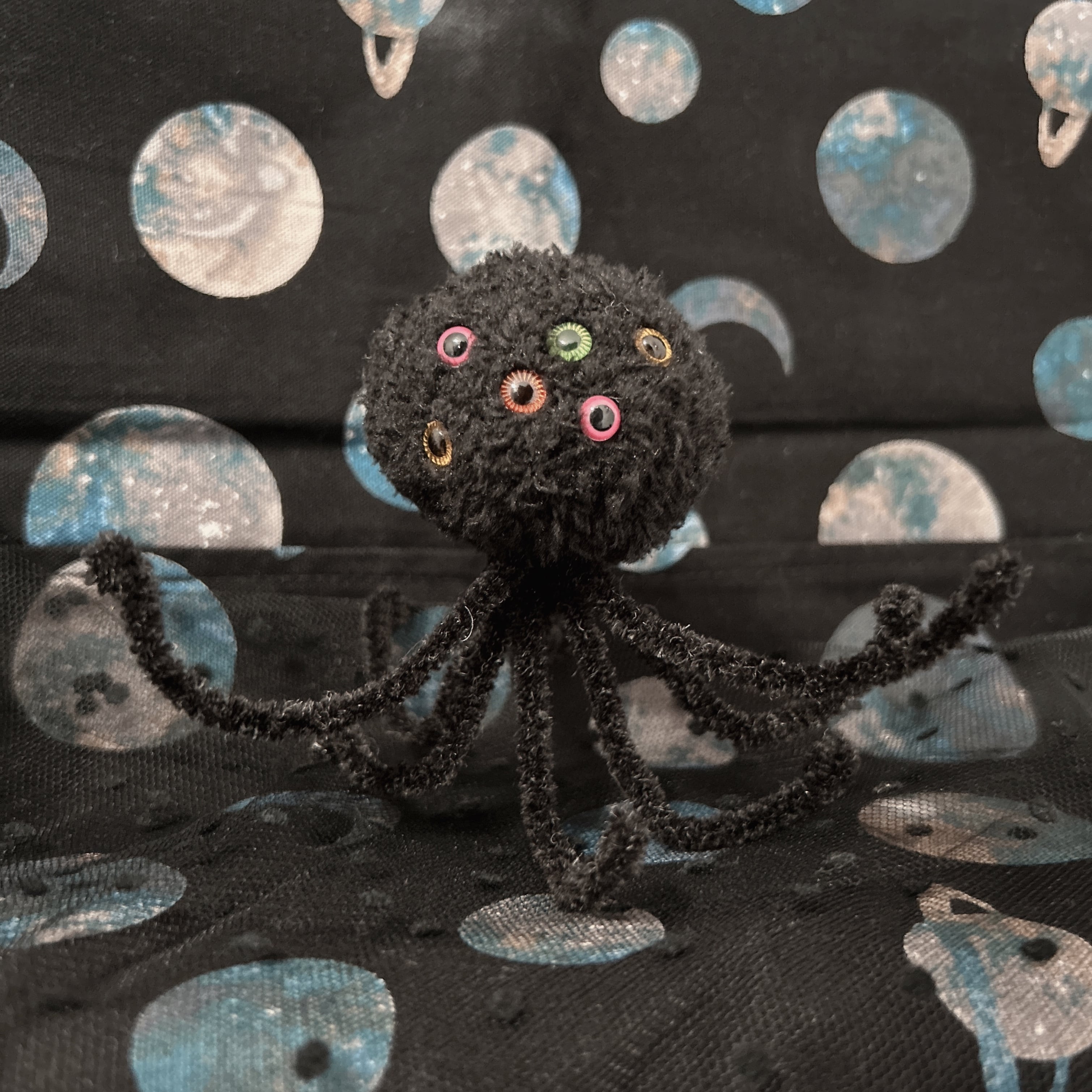 ケロッグ CRATER CRITTERS ゆかいな宇宙人 くらうん星人 ケロッグ クレータークリッターズ ゆかいな宇宙人 メキシコ版