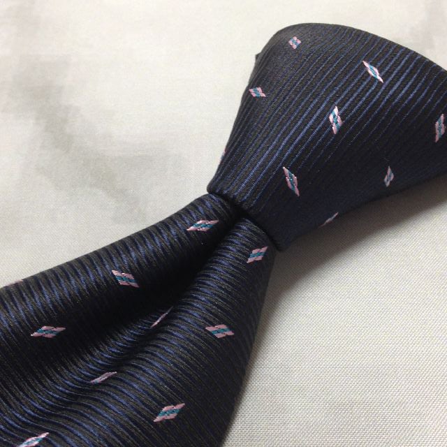 美品 エルメネジルド・ゼニア クチュール ネクタイ サークルドット