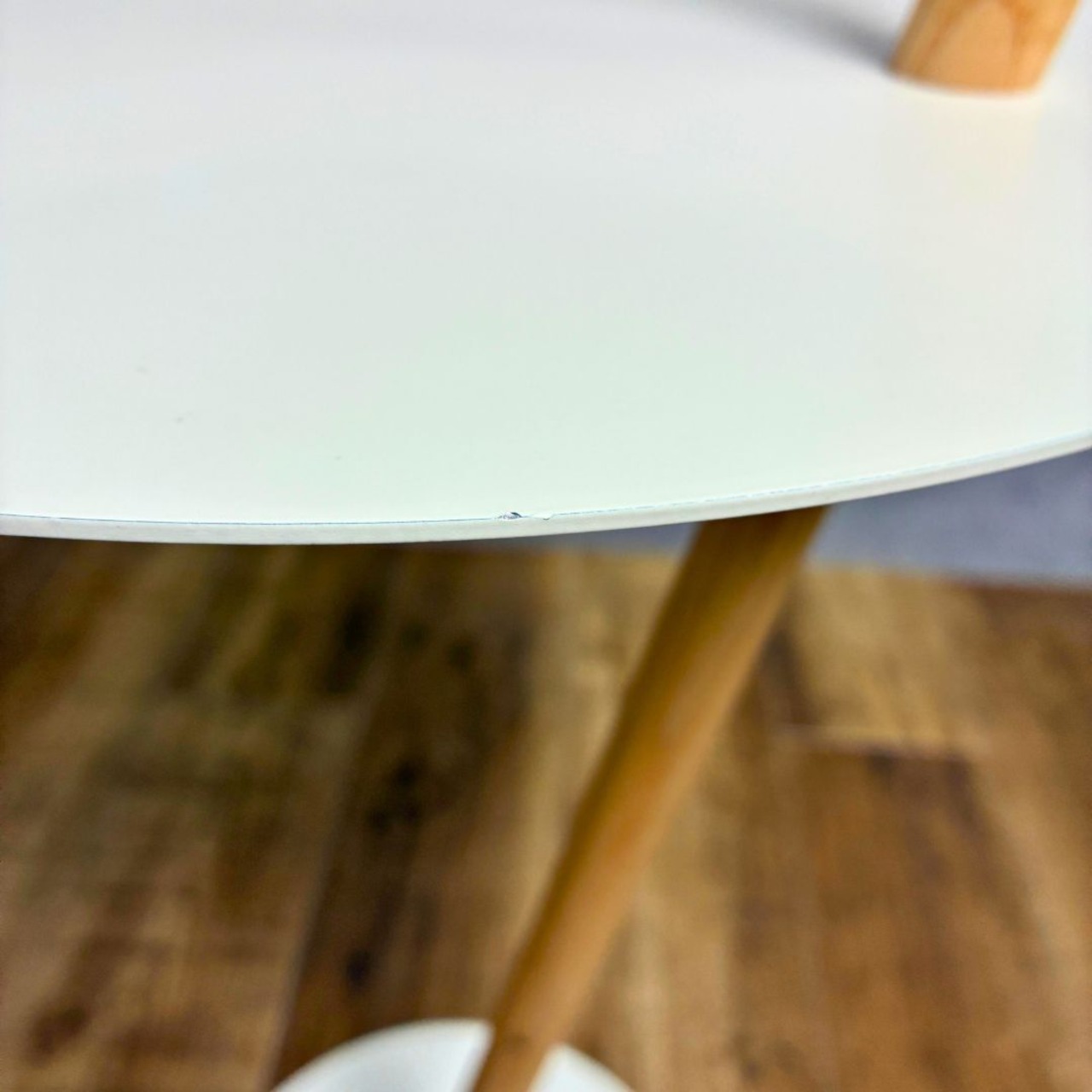 DUENDE デュエンデ TUBE&ROD チューブ&ロッド サイドテーブル カジュアルモダン ホワイト系【中古】【160サイズ】