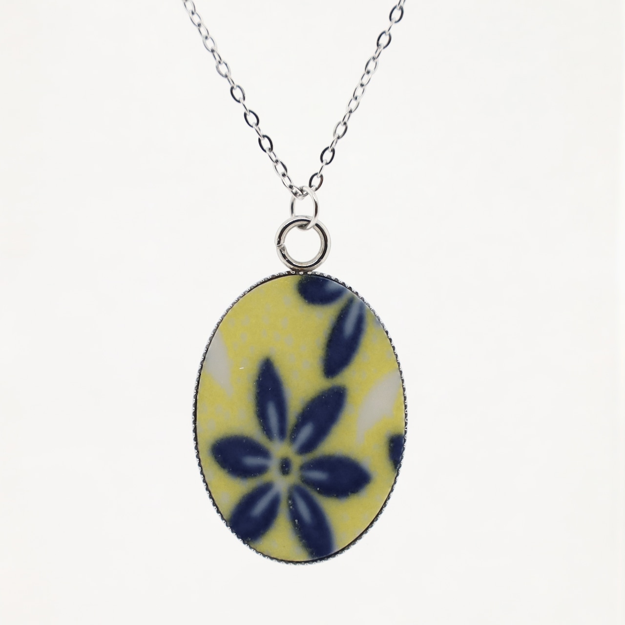 Framed Necklase17