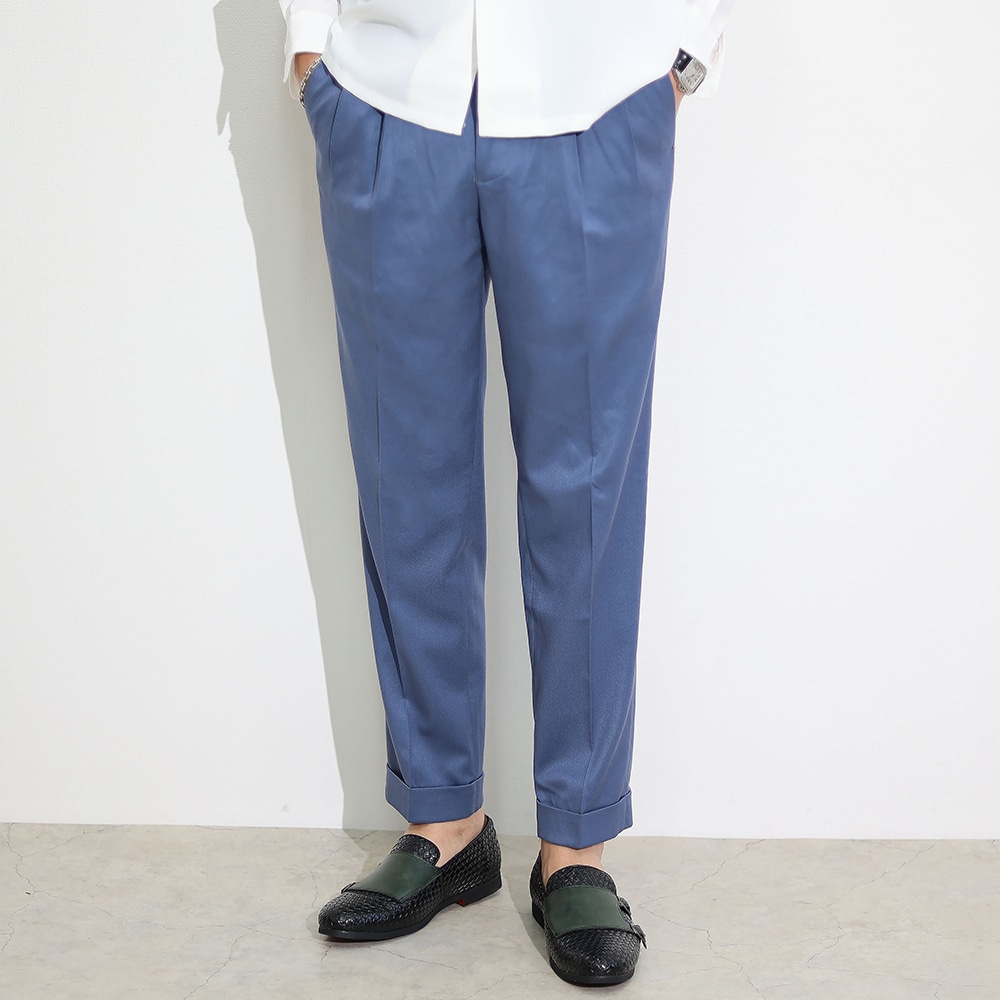 タック入りテーパードパンツ ブルー