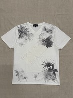 ''in the attic'' flower design T-shirts