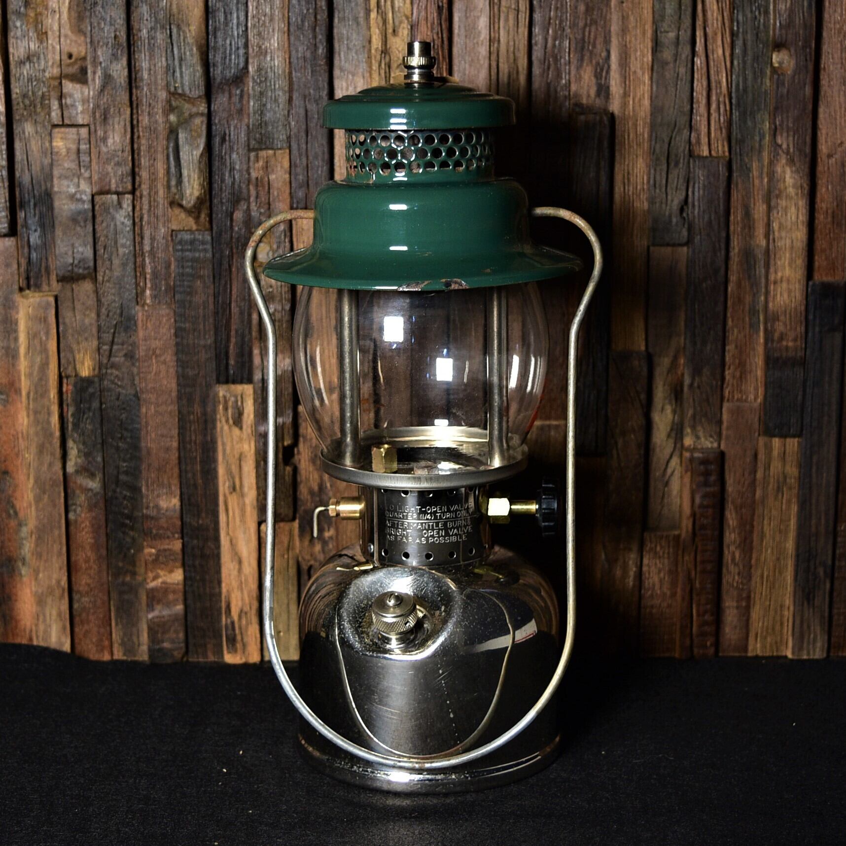 コールマン 242C 1950年3月製造 ビンテージ ランタン 美品 鏡面加工