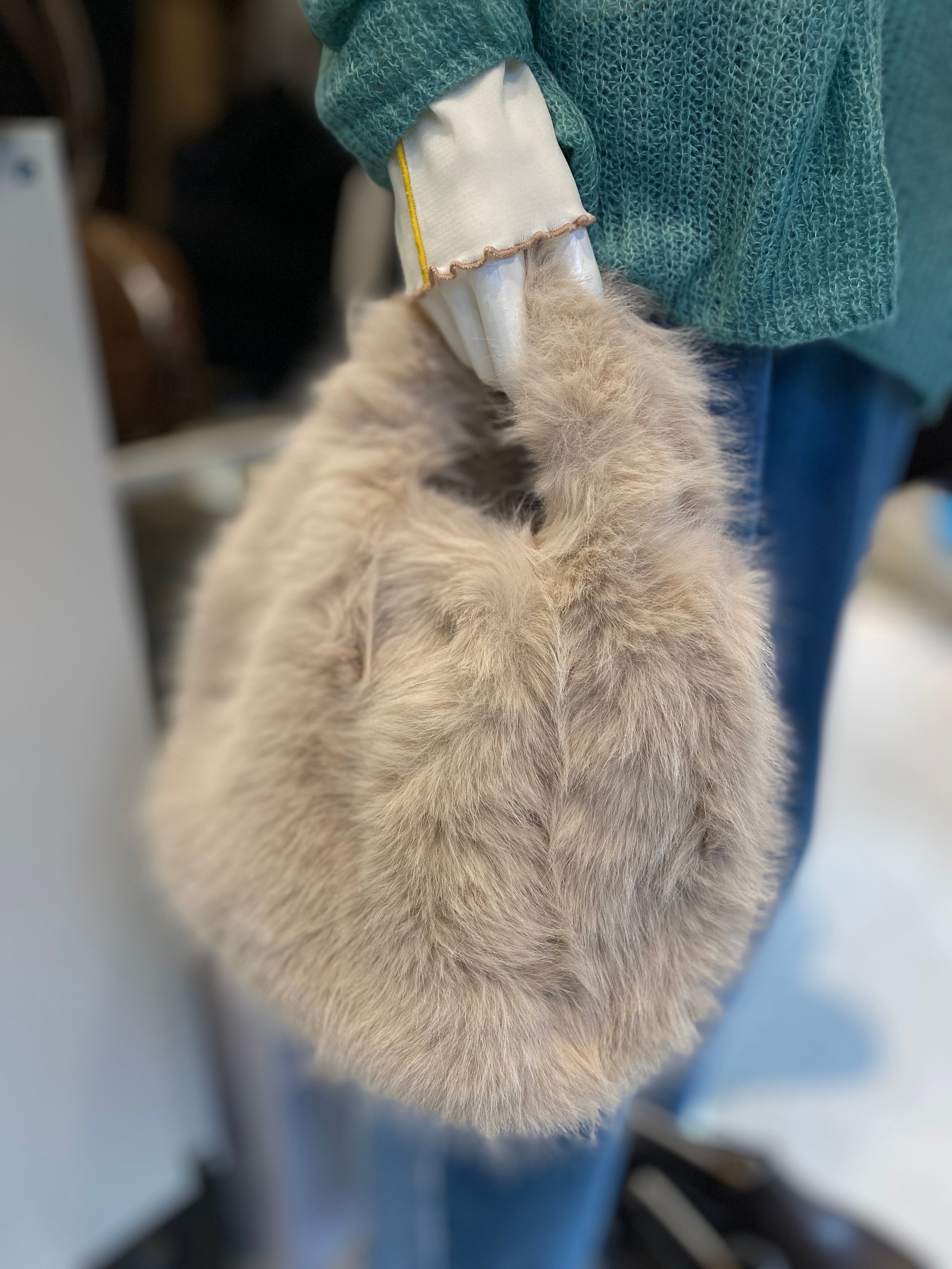 【SELECT】ボリュームファーBAG