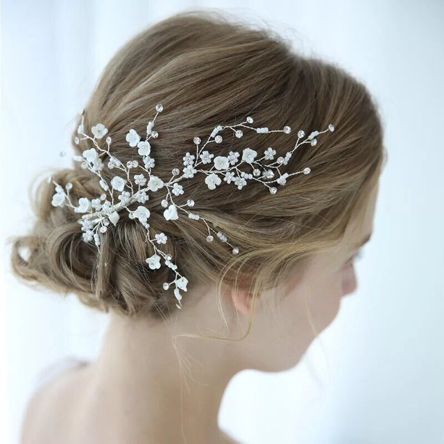 ホワイトフラワーシルバーヘアアクセサリー