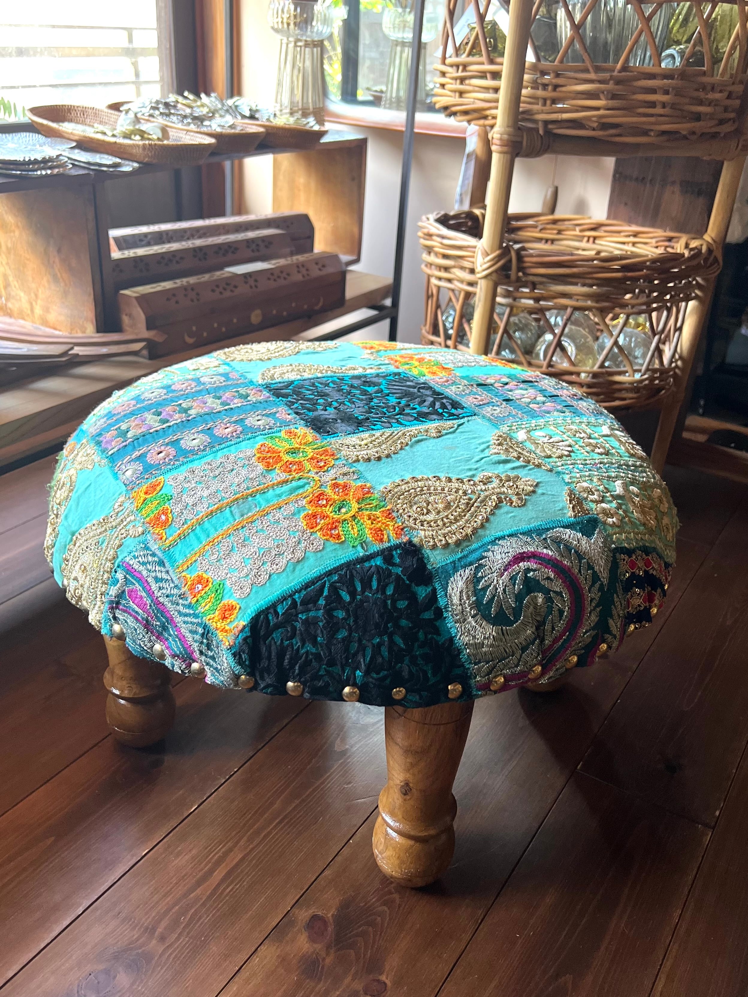 インドのパッチワークスツールBL3(発送3/23以降)