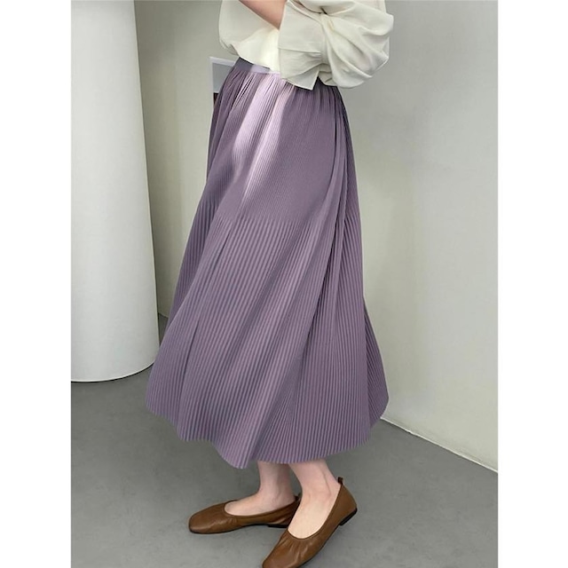 pleated A-line skirt