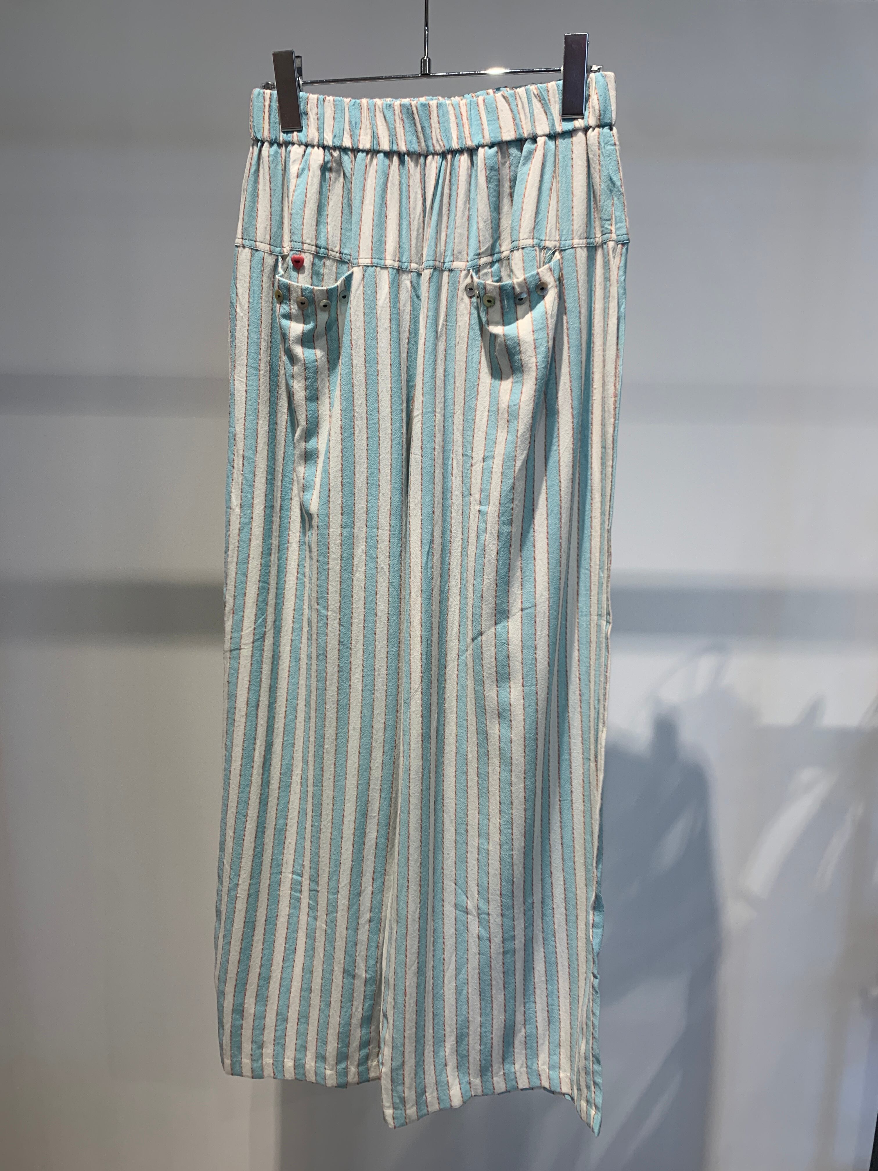 button design stripe pants