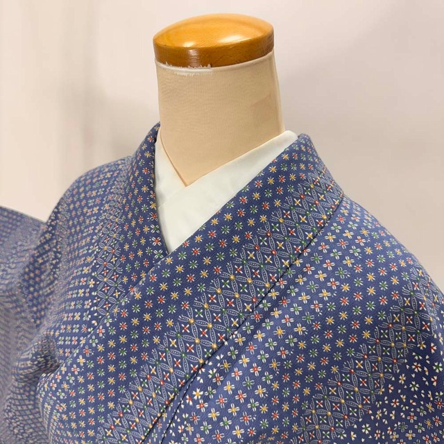 小紋 単衣 洗える着物 裄65.7cm 身丈159cm 青 グレー 花柄 お洒落着 普段着 ポリエステル 美品 M サイズ 5278